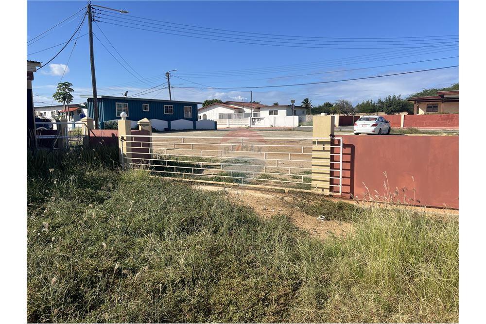 Commercial/Retail - For Sale - Sint Nicolaas, Aruba, Aruba - 53941 - 90105035-27