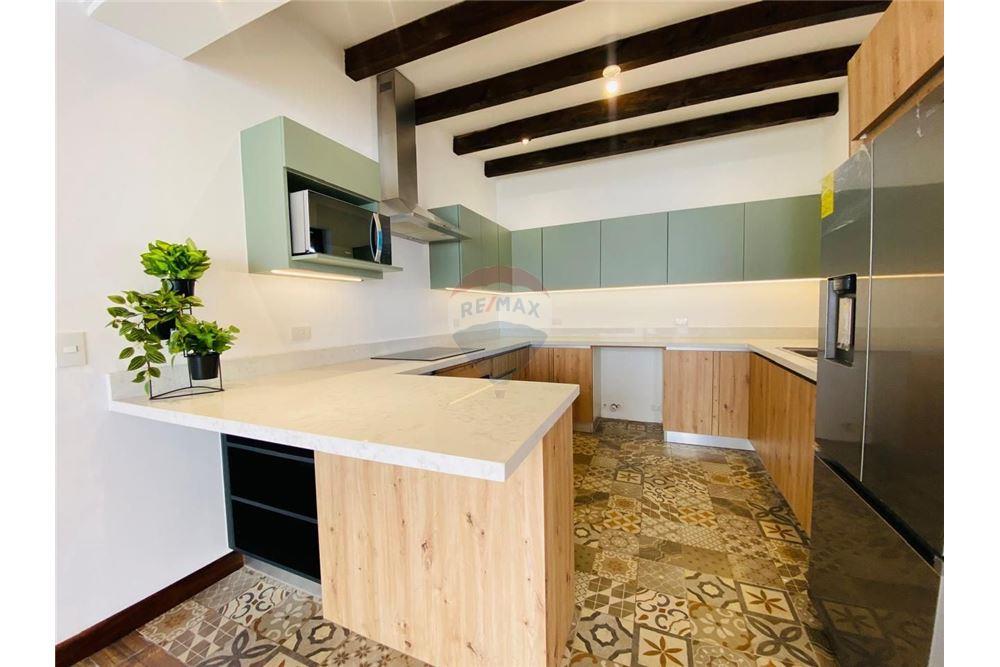 Villa - For Sale - Alotenango, Sacatepéquez, Guatemala - 4 - 90129009-101