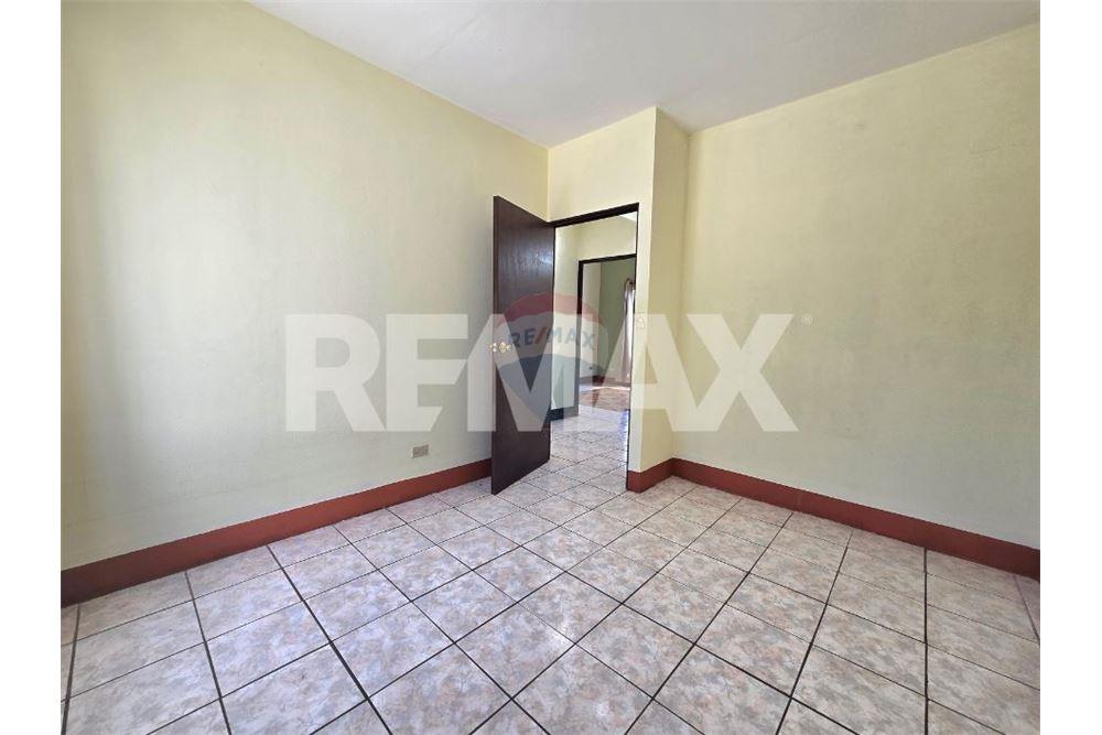 Villa - Te Koop - Villa Nueva, Guatemala, Guatemala - 6 - 902691018-44