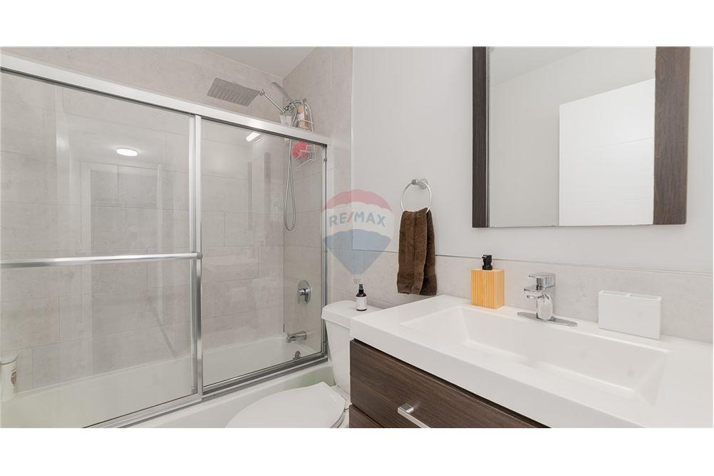 Apartamento/Condominio - Venta - W Bay Bch West, West Bay, Islas Caimán - 15 - 90146042-55