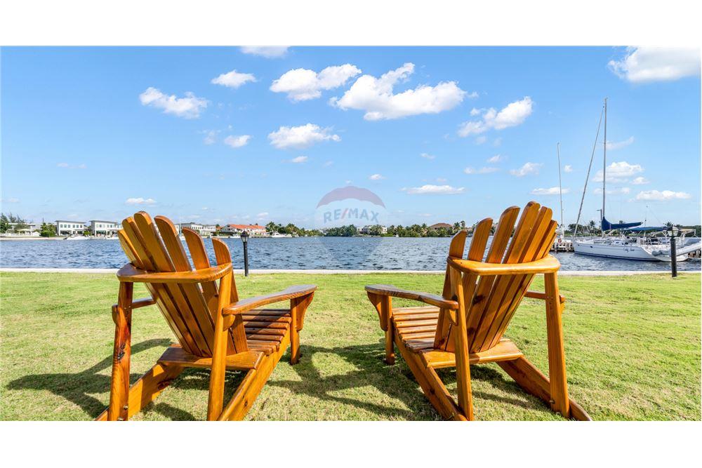 Residential - Villa - W Bay Bch North, West Bay, Cayman Islands - Caribbean & Central Ameri - 11 - 90146044-67
