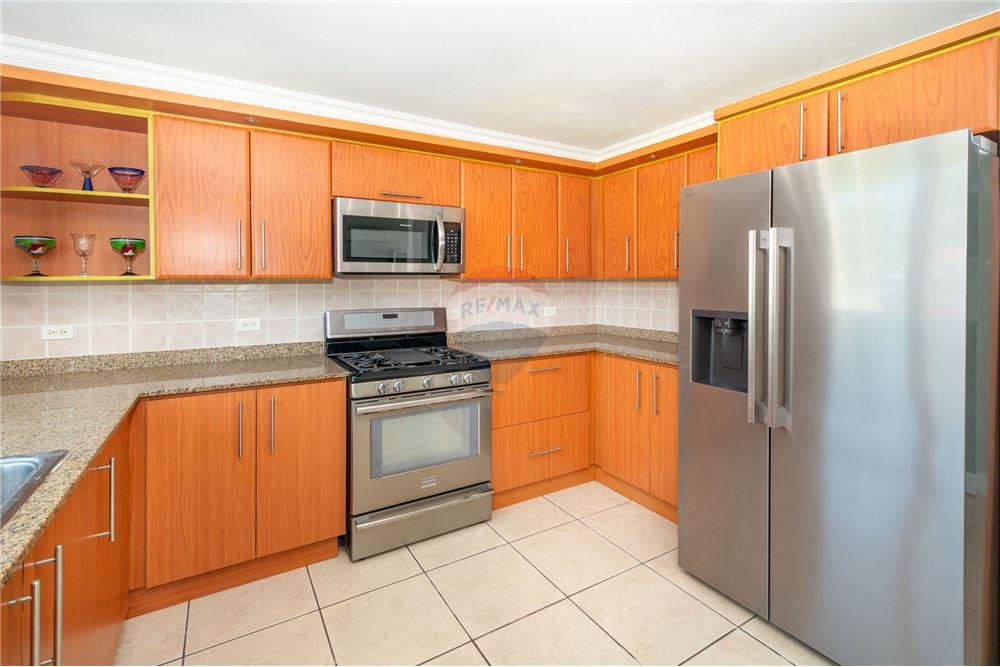 Villa - For Sale - Est Cerro Gordo, Vega Alta, Puerto Rico - 16 - 90107007-118