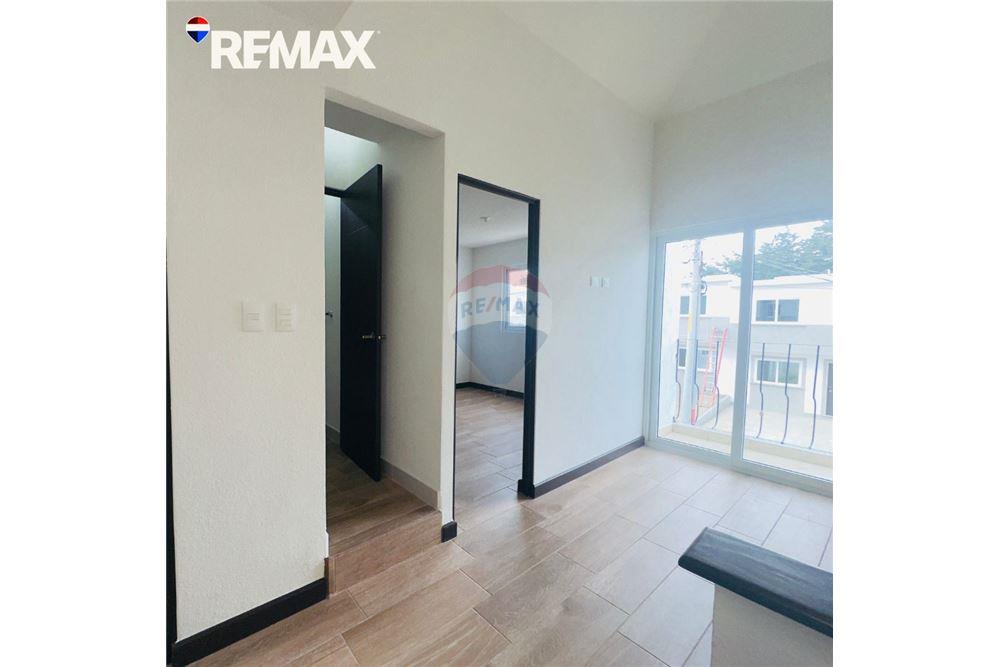 Villa - Venta - San José Pinula, Guatemala, Guatemala - 14 - 902611001-98