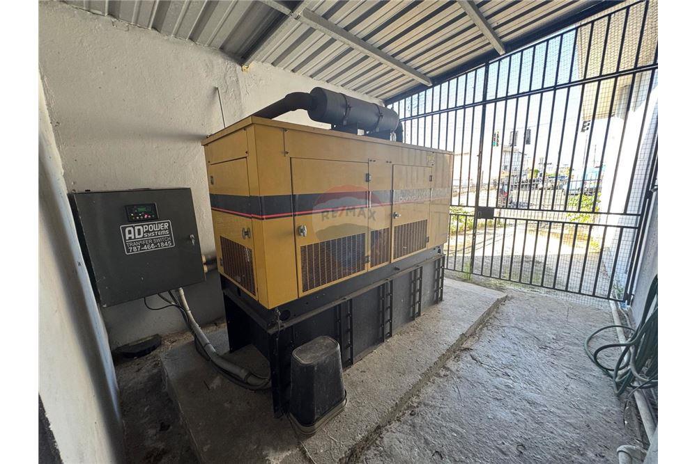 Commercial/Retail - For Sale - Puerto Nuevo, San Juan, Puerto Rico - 25 - 90102025-337