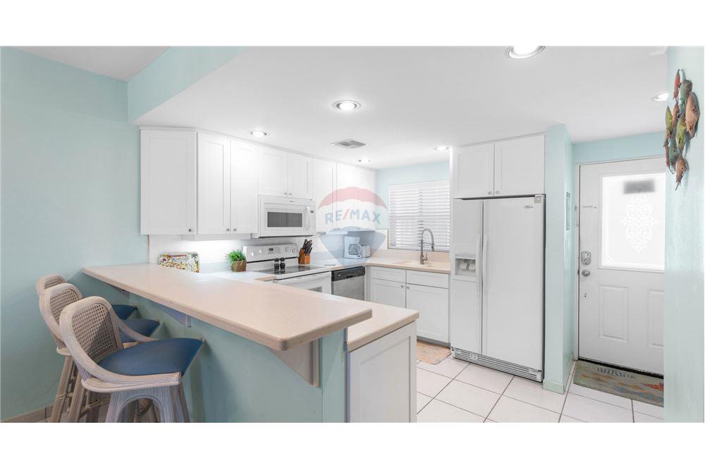 Condo/Apartment - For Sale - W Bay Bch South, Seven Mile, Cayman Islands - 3 - 90146042-56