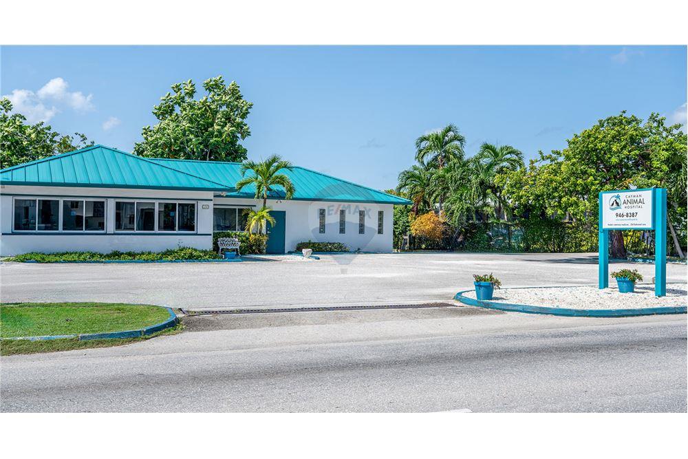 Commercial/Retail - For Sale - George Town, Grand Cayman, Cayman Islands - 4 - 90146001-235