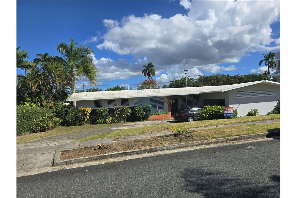 Villa - Venta - URB Garden Hls, Guaynabo, Puerto Rico - 1 - 90102025-341