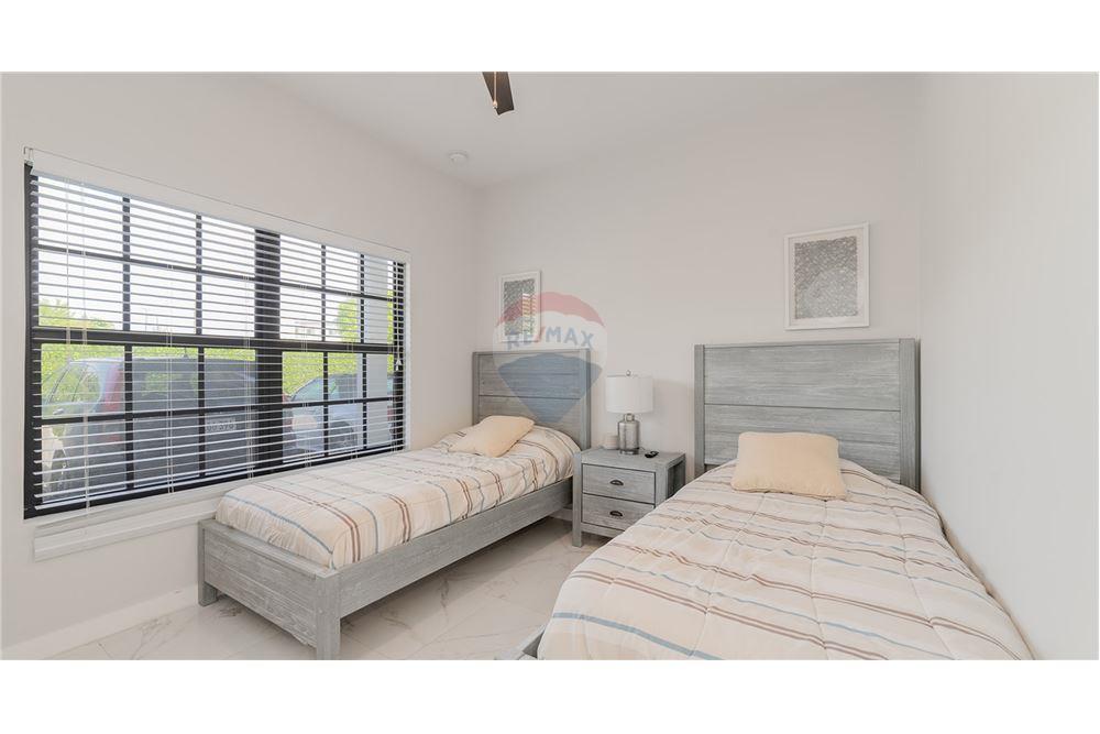 Apartamento/Condominio - Venta - W Bay Bch West, West Bay, Islas Caimán - 14 - 90146042-55