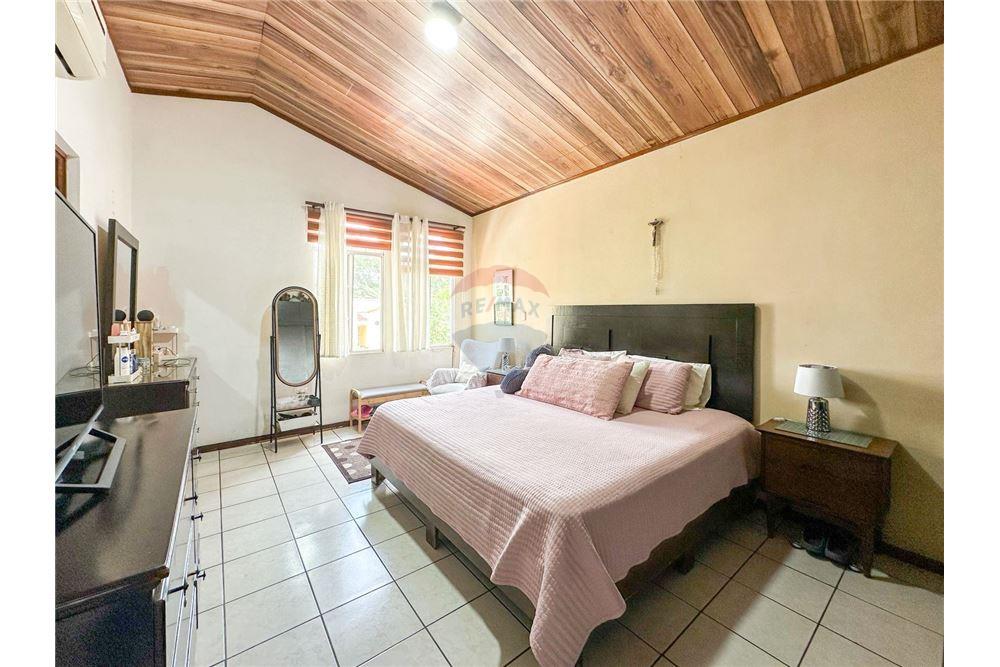 Villa - For Rent/Lease - San Salvador, San Salvador, El Salvador - 12 - 902711006-8