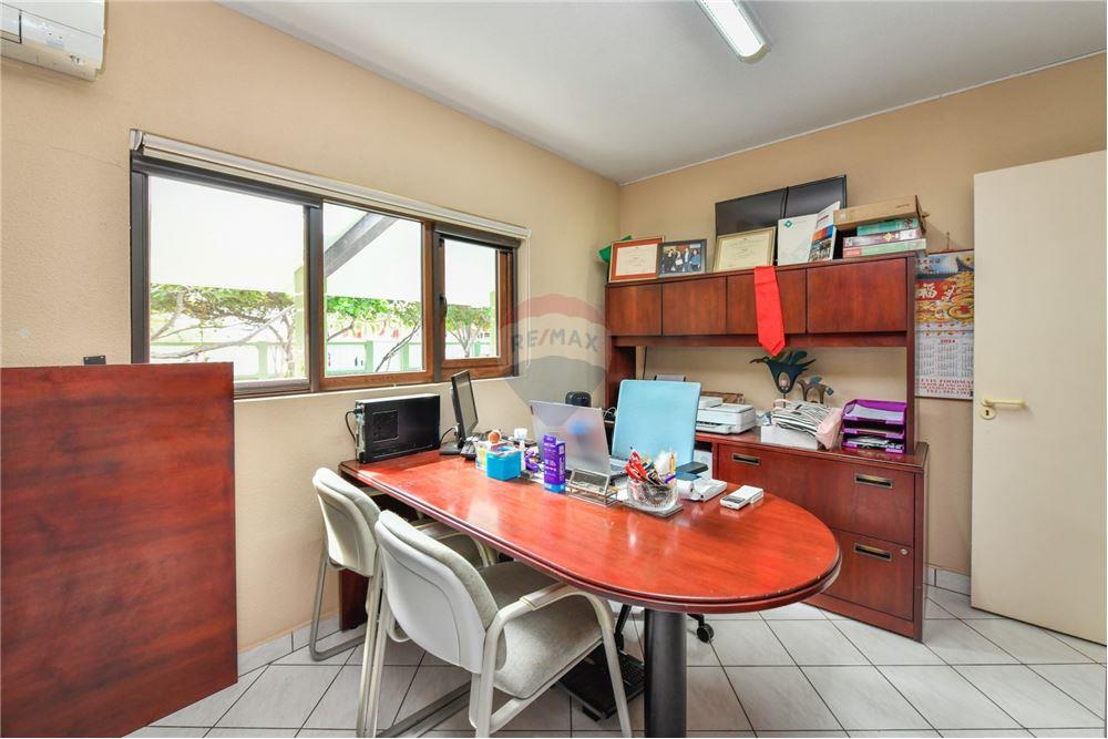 Villa - For Sale - Oranjestad, Aruba, Aruba - 32 - 90105005-509