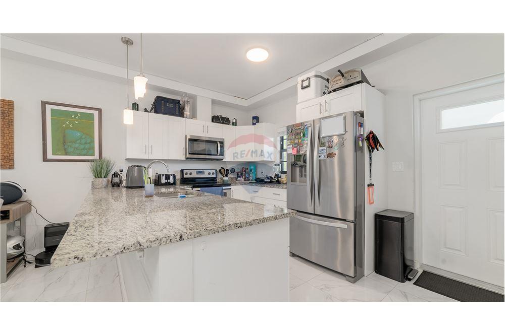 Apartamento/Condominio - Venta - W Bay Bch West, West Bay, Islas Caimán - 5 - 90146042-55