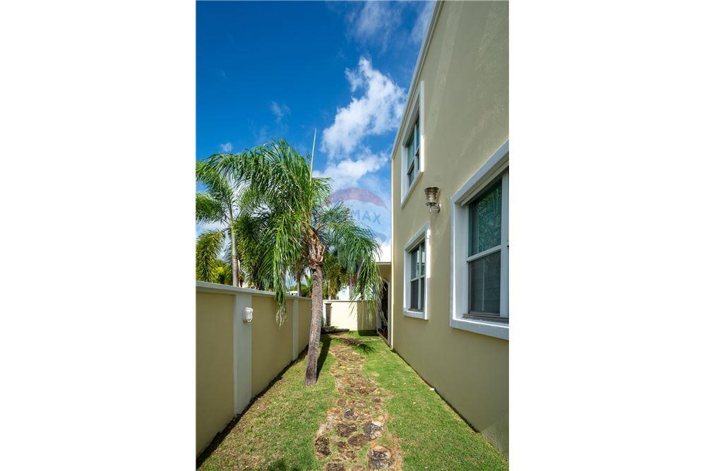 Villa - Venta - URB Las Palmas Cerro Gordo, Vega Alta, Puerto Rico - 16 - 90107007-116