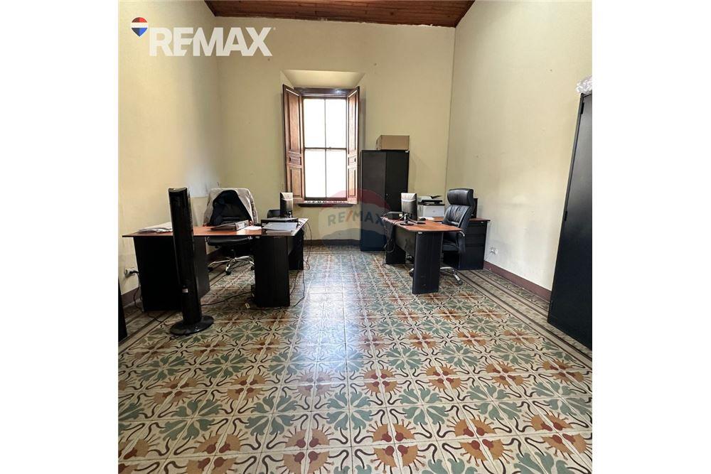 Bedrijfsmatig / Detailhandel - Te Koop - Zona 1, Guatemala, Guatemala - 5 - 902611001-78