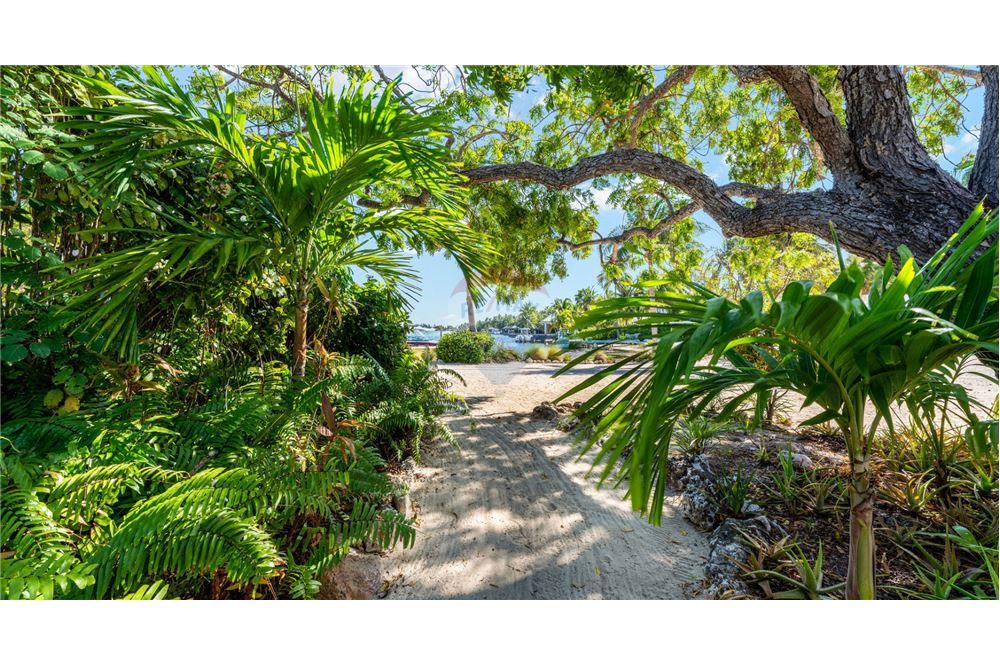 Condo/Apartment - For Sale - Rum Point, Rum Point, Cayman Islands - 31 - 90146034-176