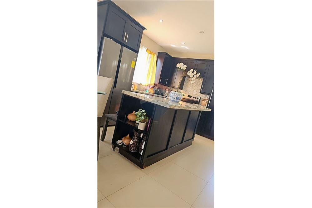 Casa en conjunto/Townhouse - Venta - Negril, Westmoreland, Jamaica - 3 - 90153036-92