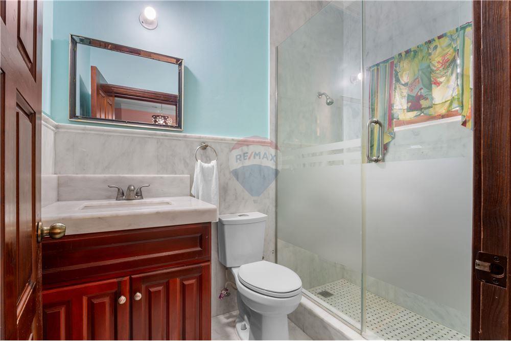 Villa - Venta - Kingston, Saint Andrew, Jamaica - 25 - 90153049-119