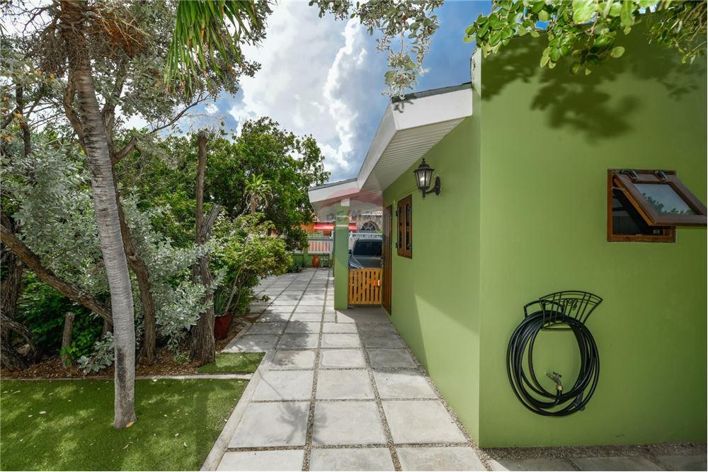 Villa - For Sale - Oranjestad, Aruba, Aruba - 17 - 90105005-509