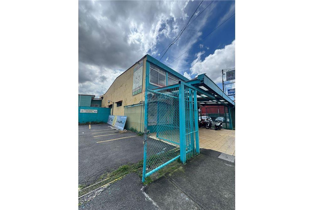 Commercial/Retail - For Sale - San Juan, San José - Tibás, Costa Rica - 10 - 902261021-13