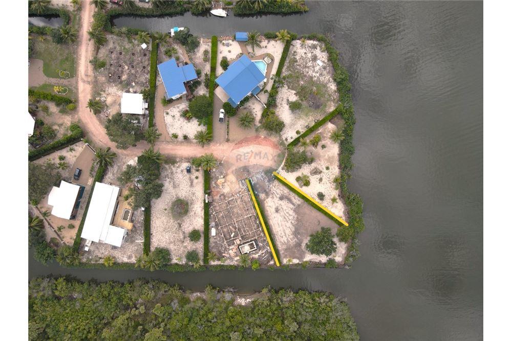 Surface commerciale - Autre terrain - Maya Beach, Stann Creek District, Belize - Caribbean & Central Ameri - 4 - 90127025-61