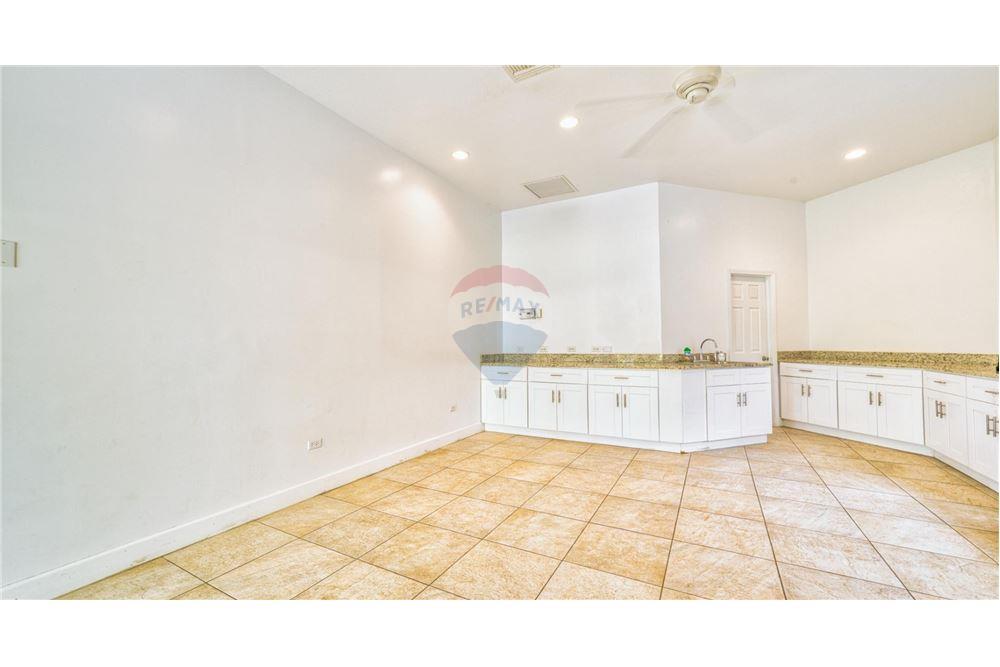 Appartement - Te Koop - South Sound, South Sound, Cayman Islands - 21 - 90146002-460