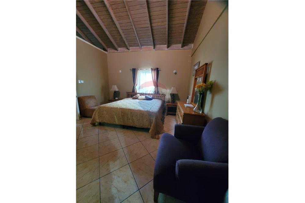 Villa - For Sale - Lady Musgrave, Saint Andrew, Jamaica - 9 - 901321002-7