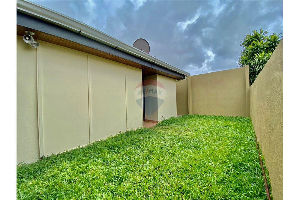 Villa - For Sale - Alajuela, Alajuela- Alajuela, Costa Rica - 15 - 902021050-42