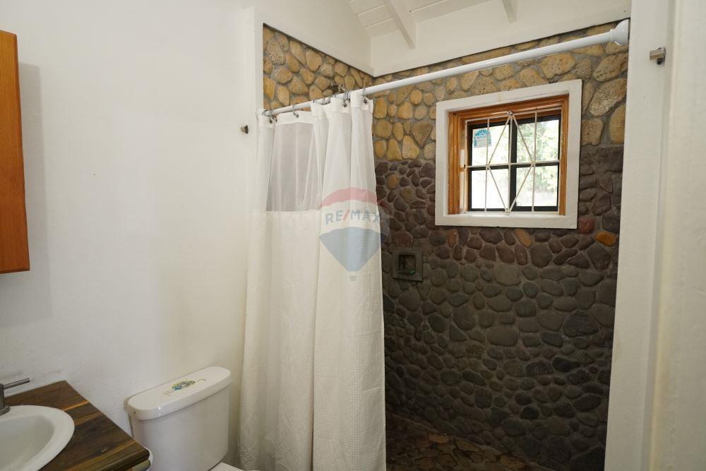 住宅 - 别墅 - Biabou, St Vincent, St Vincent and the Grenadines - Caribbean & Central Ameri - 17 - 90109001-310