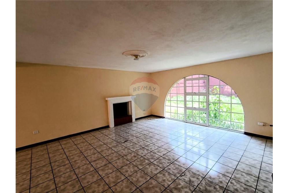 Villa - For Sale - San Lucas Sacatepéquez, Sacatepéquez, Guatemala - 1 - 90129016-37