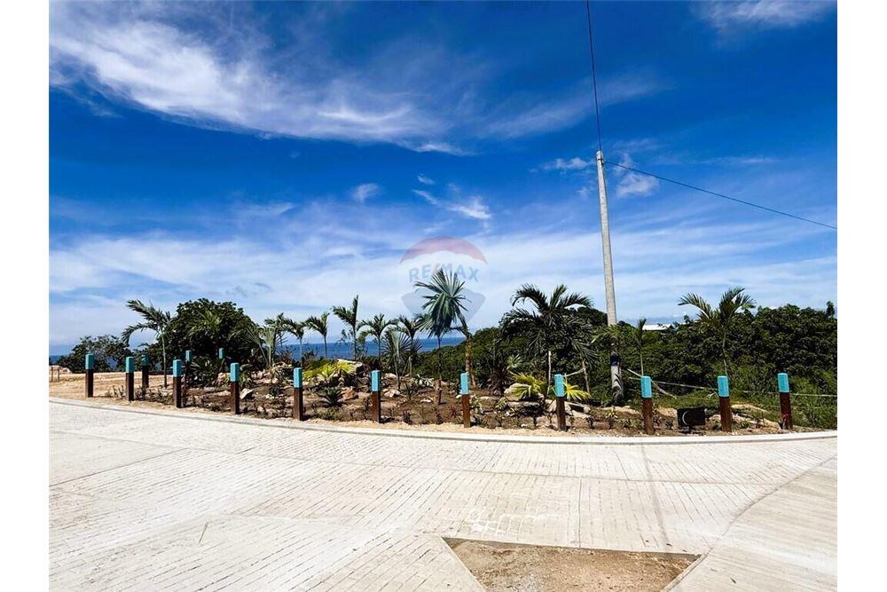 Lote - Venta - Roatan, Bay Islands, Honduras - 11 - 90143009-439