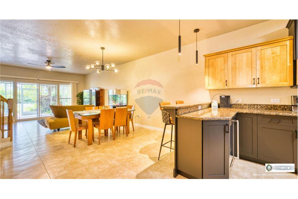 Appartement - Te Koop - South Sound, South Sound, Cayman Islands - 1 - 90146002-460