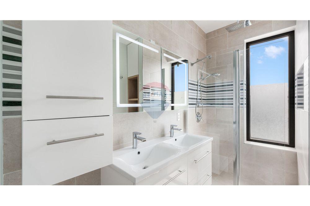 Condo/Apartment - For Sale - South Sound, South Sound, Cayman Islands - 25 - 90146002-423