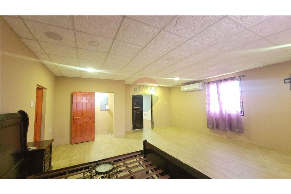 Villa - Te Koop - Chaguanas, Caroni, Trinidad and Tobago - 9 - 90155069-185