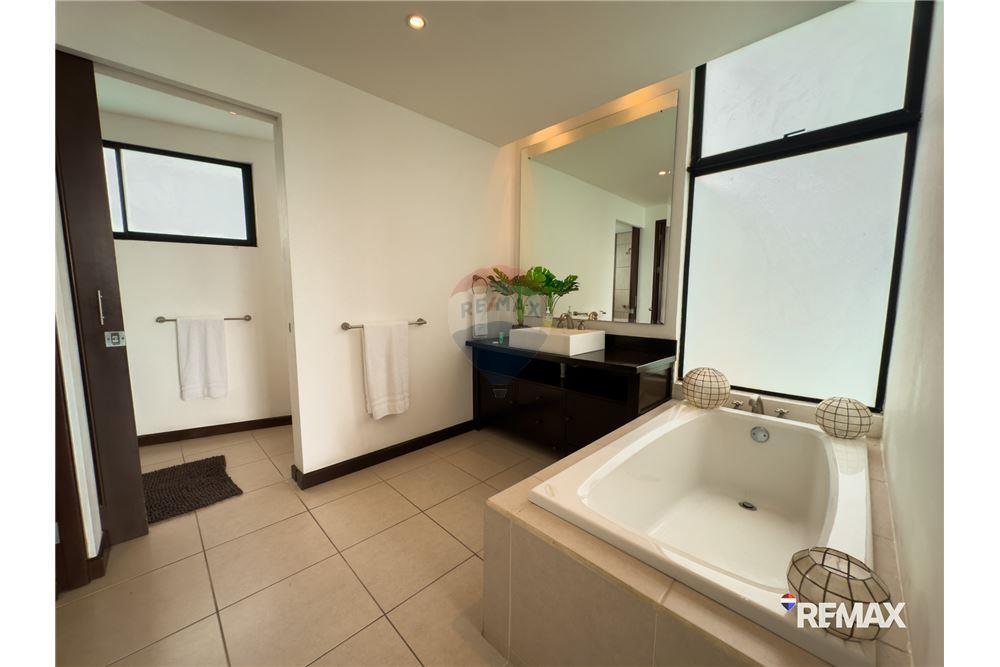 Residenziale - Villa - Puntarenas, Puntarenas - Puntarenas, Costa Rica - Caribbean & Central Ameri - 16 - 90168046-1