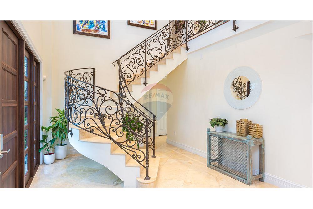 Villa - Venta - W Bay Bch North, West Bay, Islas Caimán - 33 - 90146034-171