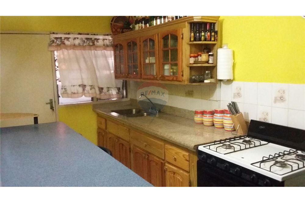 Multi-Family - For Sale - Portmore, Saint Catherine, Jamaica - 5 - 901321004-2