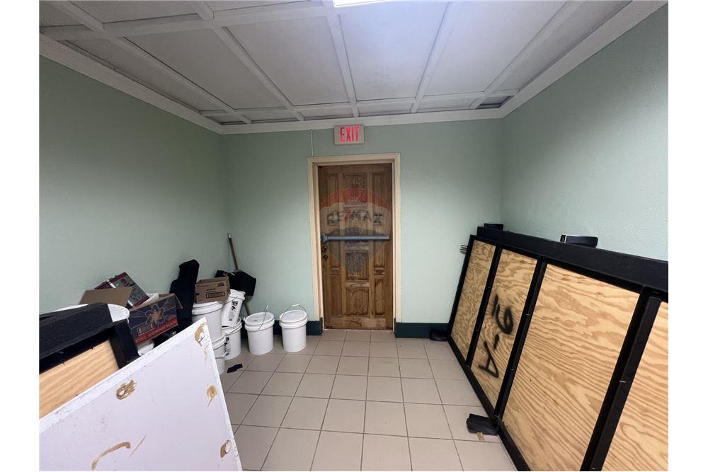 Commercial/Retail - For Sale - Sint Nicolaas, Aruba, Aruba - 12 - 90105035-27