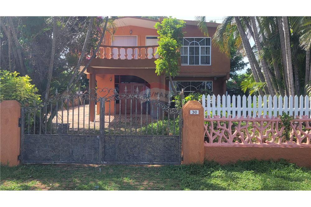 Villa - Te Koop - Green Acres, Saint Catherine, Jamaica - 1 - 90153044-747