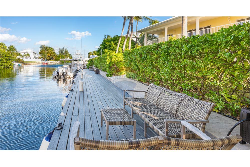 Villa - Venta - W Bay Bch North, West Bay, Islas Caimán - 9 - 90146034-171