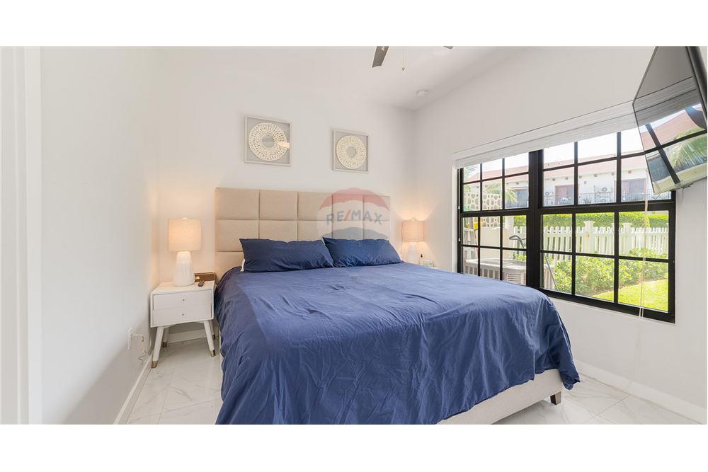 Apartamento/Condominio - Venta - W Bay Bch West, West Bay, Islas Caimán - 11 - 90146042-55