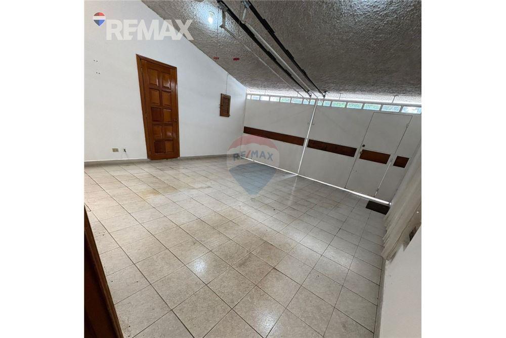 Villa - Te Koop - Guatemala City, Guatemala, Guatemala - 9 - 902611014-3