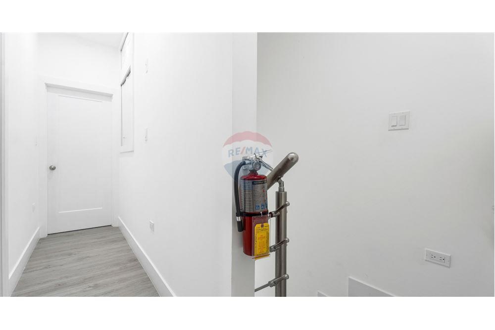 Condo/Apartment - For Sale - George Town, Grand Cayman, Cayman Islands - 8 - 90146018-315