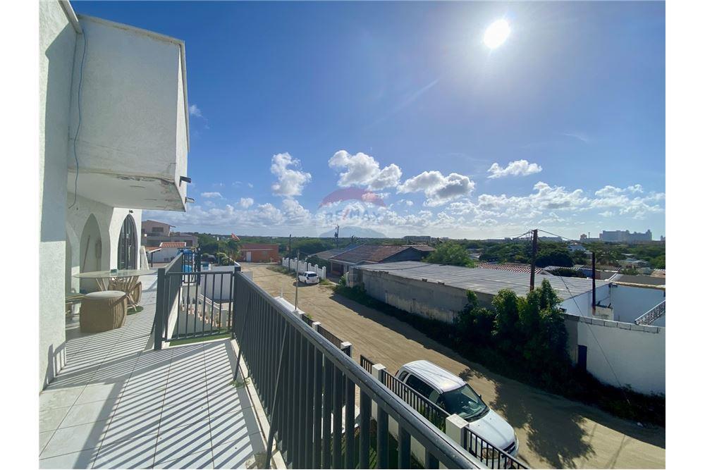 Commercial/Retail - For Sale - Palm Beach, Aruba, Aruba - 54332 - 90105001-160