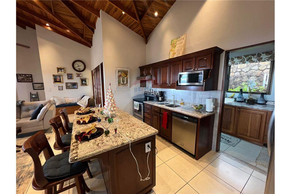 Residencial - Villa - Naranjo, Puntarenas, Costa Rica - Caribbean & Central Ameri - 11 - 90128002-987