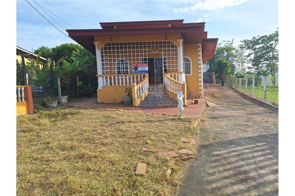 Villa - Te Koop - San Fernando, San Fernando, Trinidad and Tobago - 1 - 90155005-52