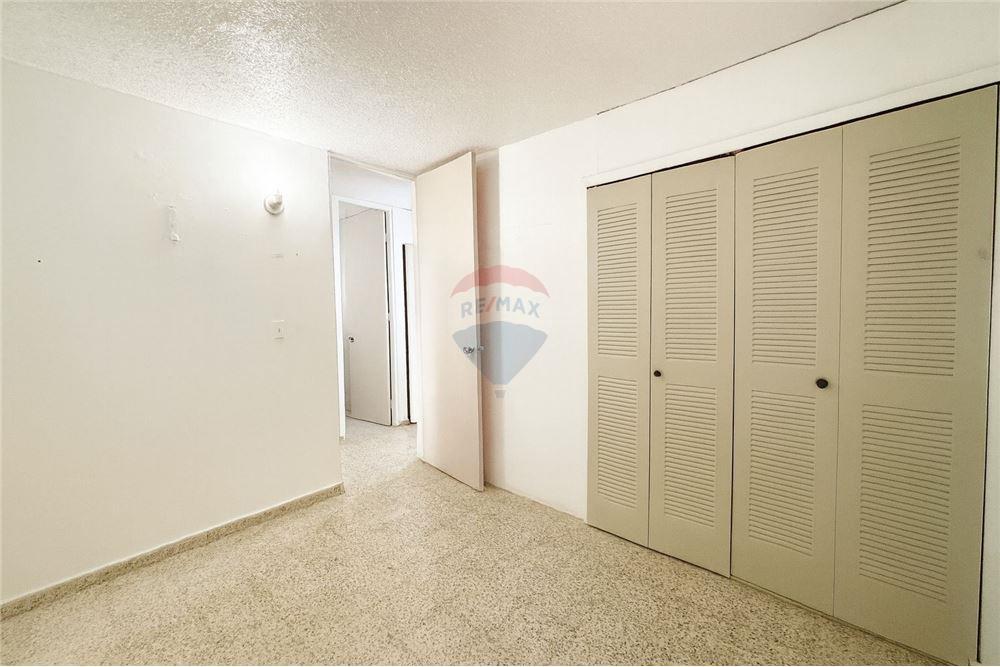 Villa - For Sale - Jard De Vega Baja, Vega Baja, Puerto Rico - 6 - 90156045-48