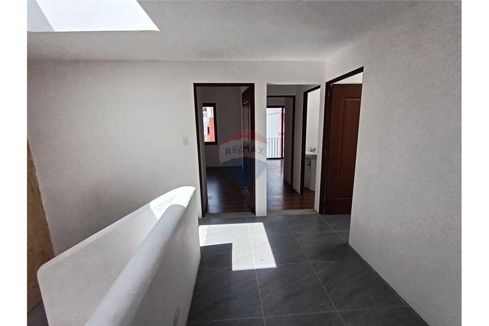 Villa - Venta - San Miguel Dueñas, Sacatepéquez, Guatemala - 4 - 90129016-28