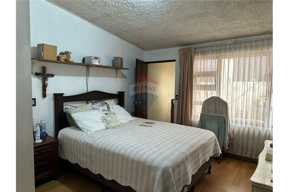 Villa - For Sale - Quetzaltenango, Quetzaltenango, Guatemala - 13 - 901011001-21