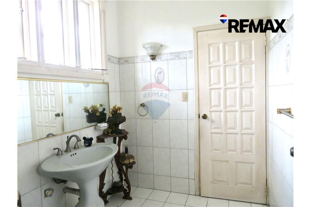 Volledig pand - Te Koop - Saint Clair, Port-of-Spain, Trinidad and Tobago - 11 - 90155097-23