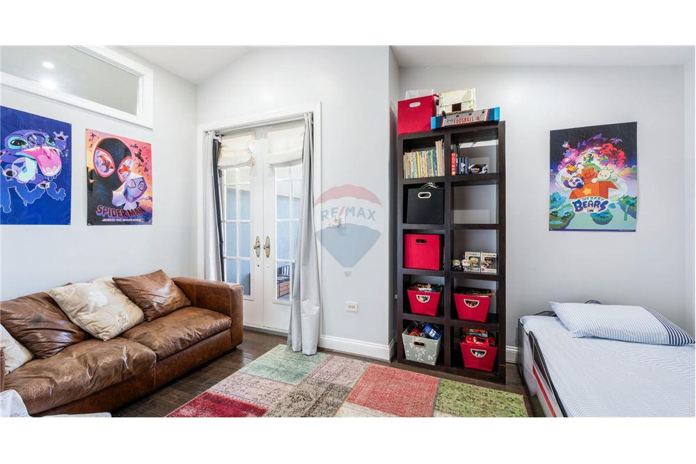 Condo/Apartment - For Sale - W Bay Bch South, Seven Mile, Cayman Islands - 32 - 90146034-175