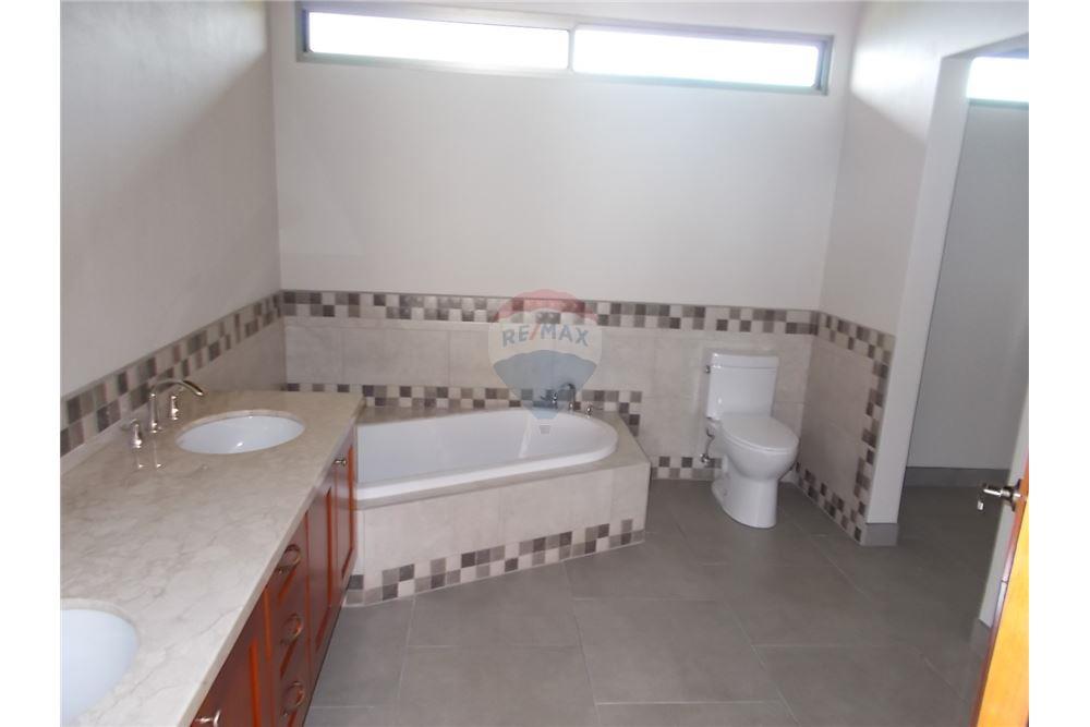 Residencial - Villa - Atenas, Alajuela- Atenas, Costa Rica - Caribbean & Central Ameri - 17 - 90128002-999